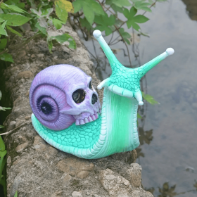 1pc Resin Snail Skull Statue, Snail Garden Animal Sculpture, Halloween Skull And Snail Indoor Outdoor Patio Lawn Courtyard Decoration Home Deor (Color: Purple)