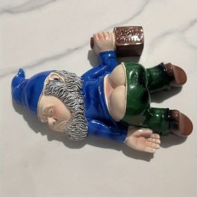Drunken Garden Gnome Statue, 5.91inch Resin Garden Gnome Crafts, Garden Decoration, Weatherproof Funny Ornament For Outdoor Indoor Yard Lawn Porch (Color: Blue)